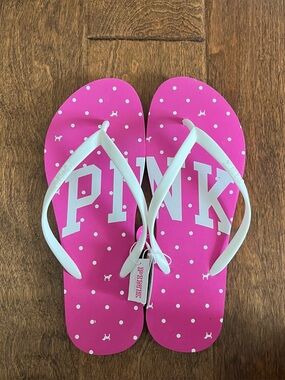 NWT PINK Victoria's Secret Hot Pink Polka Dot Flip Flops with White Straps